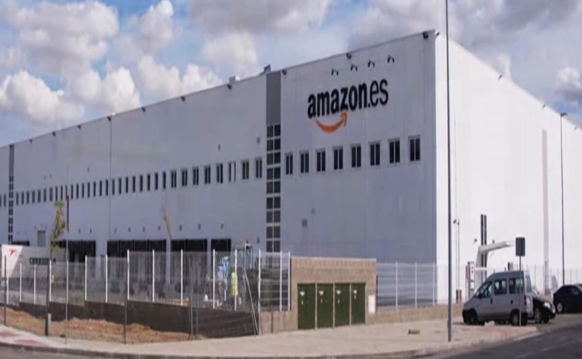 100 puestos de trabajo está ofertando la empresa Amazon en Castellón