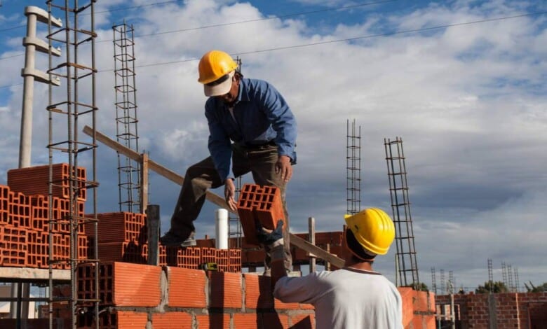 Sector de la construcción en España dispone de 900 vacantes de empleo