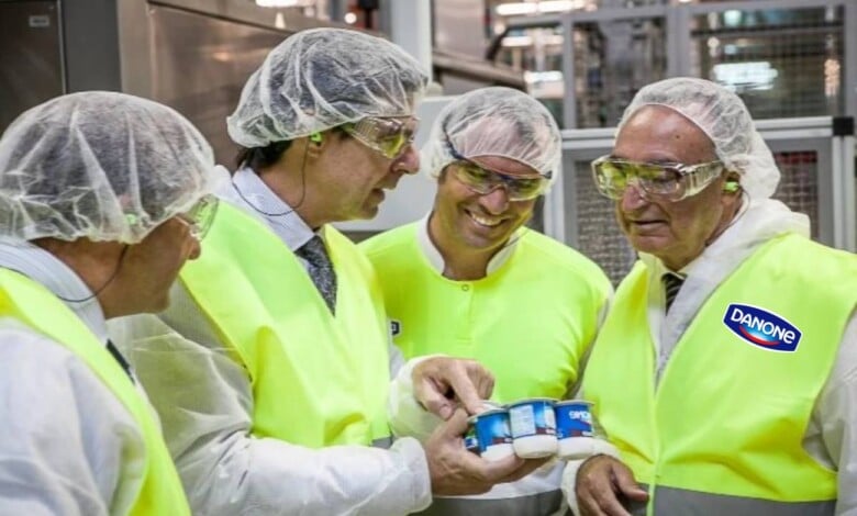 Danone contratará a 32 empleados para sus fábricas y almacenes