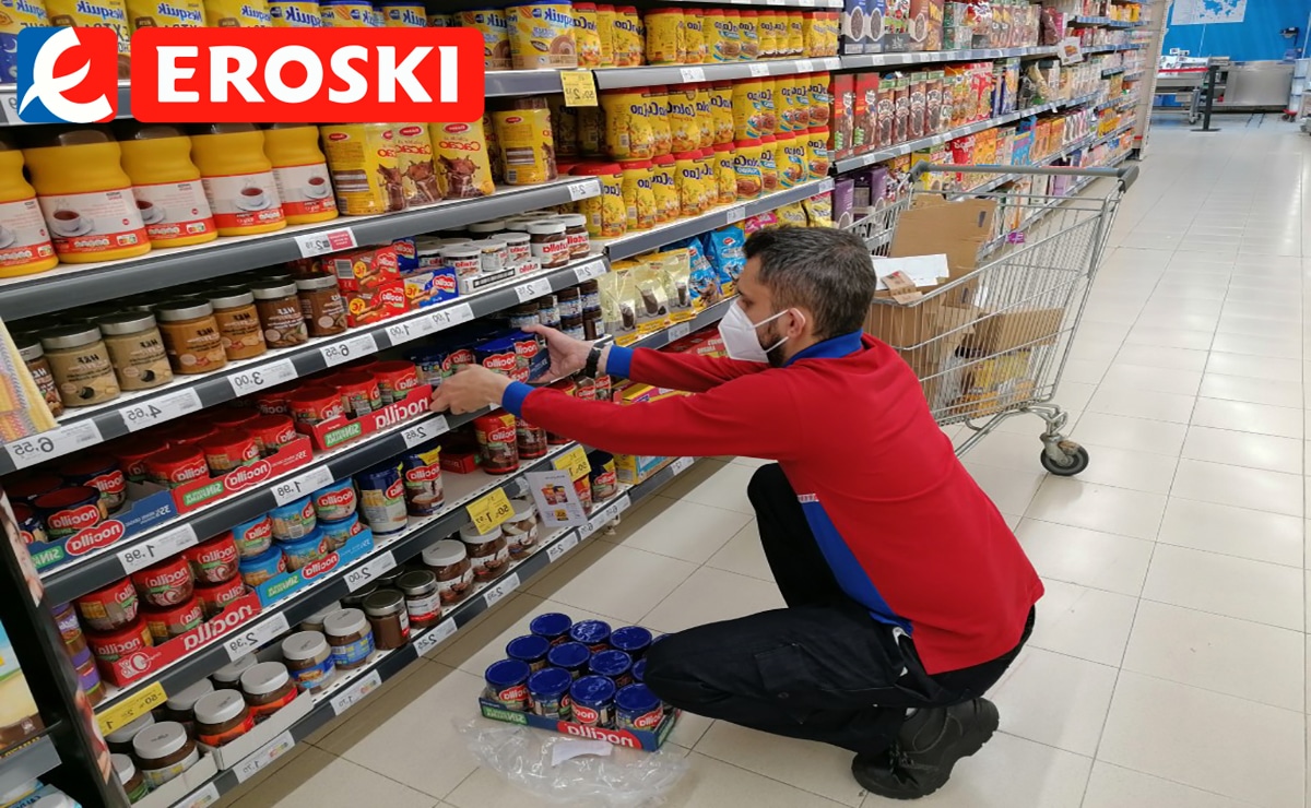 Eroski mantiene ofertas de empleos para personal de supermercados