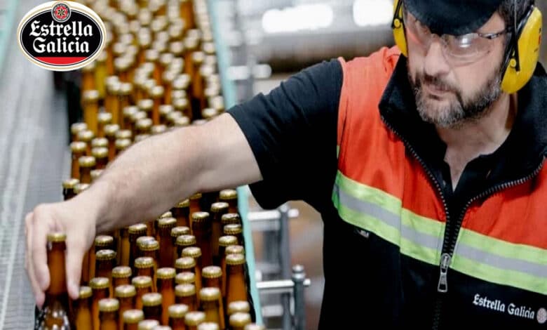 Estrella Galicia busca personal administrativo y otros profesionales