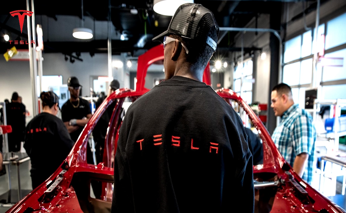 Oportunidad para trabajar en Tesla con sueldos de hasta 100.000€
