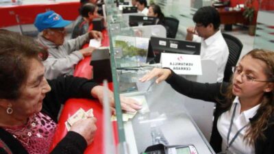 Empleo cajero banco Cantabria.