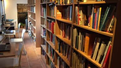 Universidad de Zaragoza requiere de Auxiliares para Biblioteca