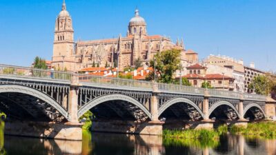 catedral de salamanca y puente